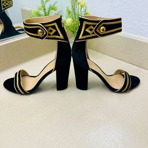 GUESS  VELVET HEELS SANDALS collection military inspired winter 2017 ❤️🖤
